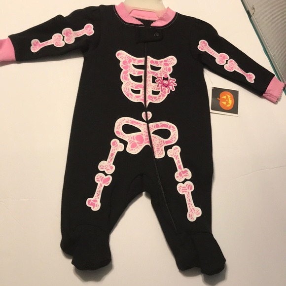 Other - 3x$20 HALLOWEEN SKELETON